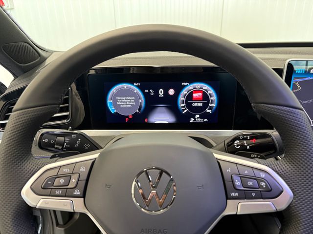Passat Variant R-line 2.0 TDI DSG AHK RFK LED