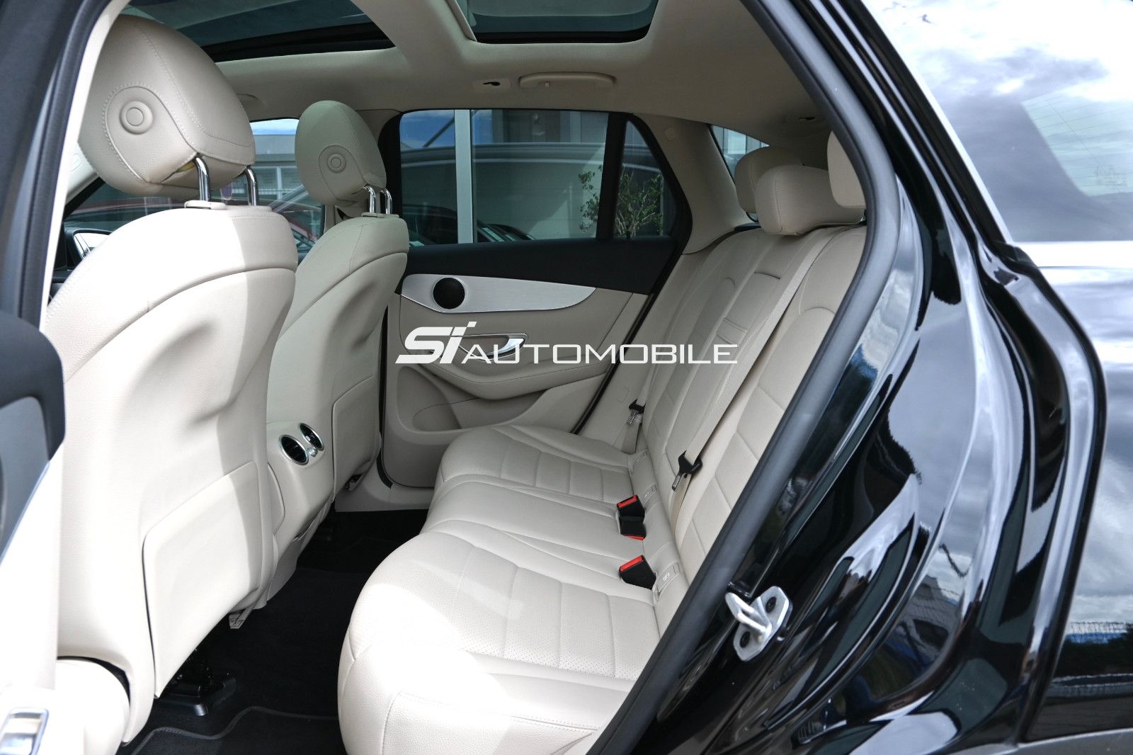 Fahrzeugabbildung Mercedes-Benz GLC 300 d 4MATIC °ACC°PANORAMA°STANDHEIZ°360°KAM