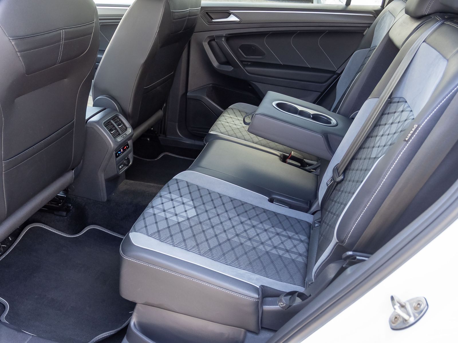Volkswagen Tiguan Allspace - Bild 20