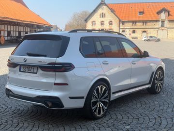 BMW X7 - 9