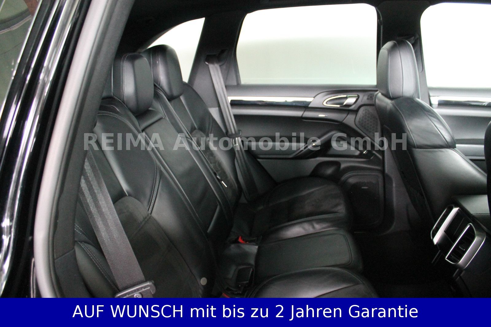 Fahrzeugabbildung Porsche Cayenne 3,0 Diesel Platinum Edition,Sport Chrono