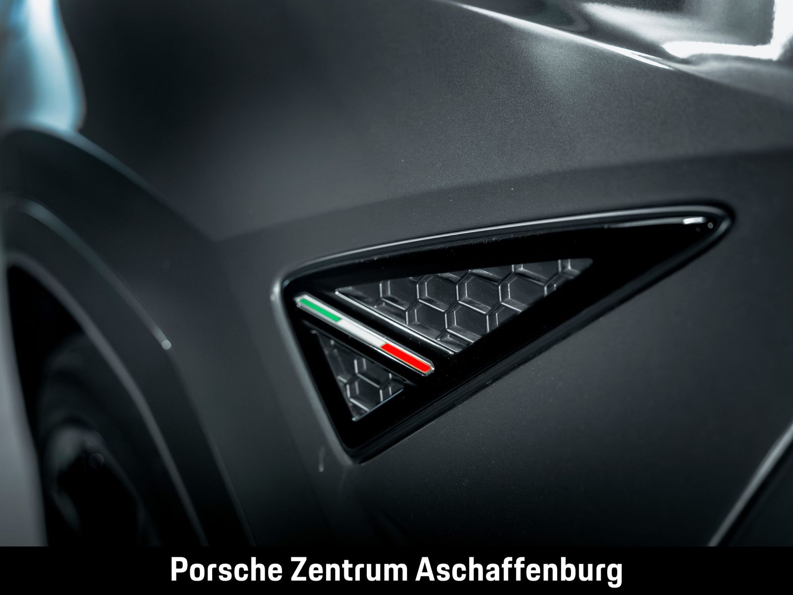 Lamborghini Urus SE V8 Panorama AHK foto 18