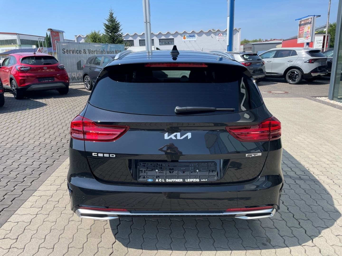 Fahrzeugabbildung Kia Ceed_sw GT Line LED Kamera Schiebedach JBL Navi