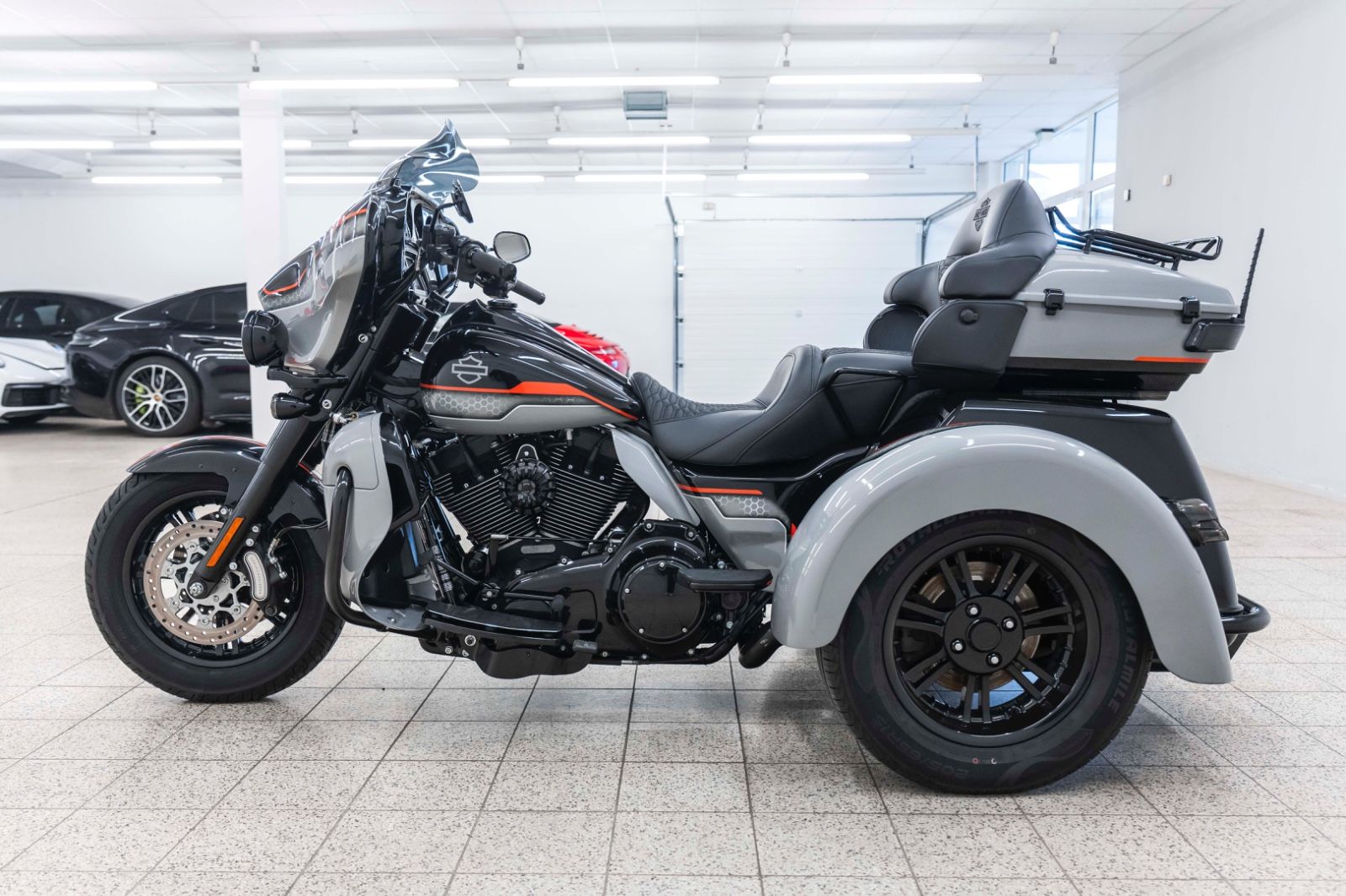Fahrzeugabbildung Harley-Davidson FLHTCUTG TRI GLIDE ULTRA