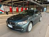 BMW 530i - Aut. / AHK / 8x Bereift / Scheckheft - gebrauchte BMW 530 aus dem Jahr 2011