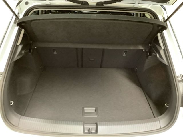 T-Roc Active 1,5 TSI  110 kW LED, Navi, ACC, SHZ