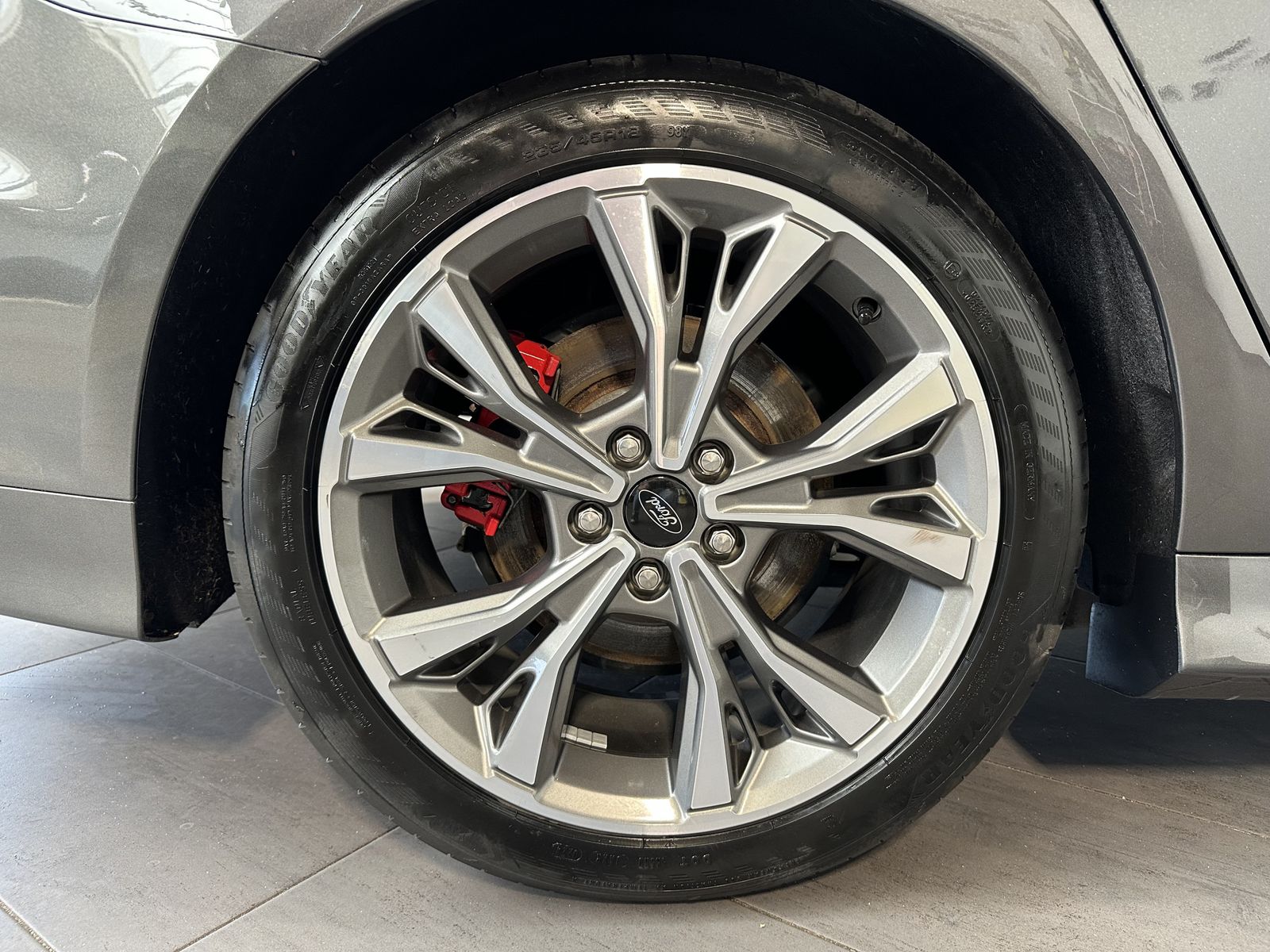 Fahrzeugabbildung Ford Mondeo Turnier 2.0 EB Aut. ST-Line NAV+LED+VCOCK