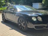 Bentley Continental GTC - - - Bentley Continental GTC: Cabrio