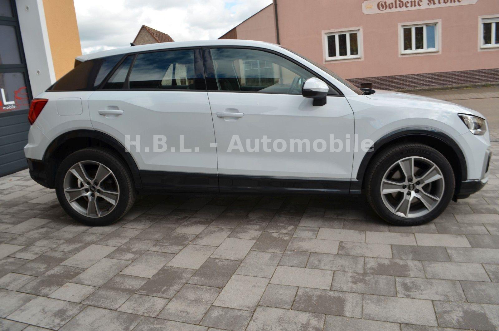 Audi Q2 35 TDI quattro advanced s-tronic/Standh./Matr