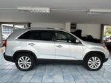 Kia Sorento 2.2 CRDi AWD Spirit Automatik - Kia Sorento Gebrauchtwagen in München