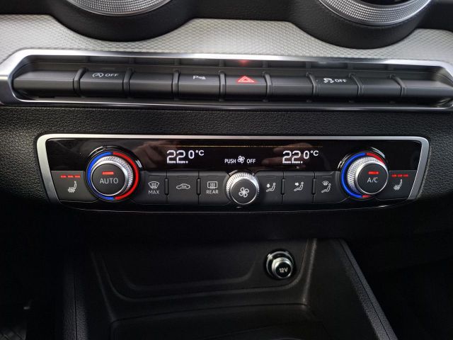 Q2 ADVANCED 35 TFSI S-TRONIC MATRIX+SHZ+APP