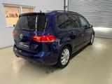 Volkswagen Touran Highline  7.Sitzer/LED/Kamera/PANO/ACC/AP - mit Diesel-Antrieb: Blau, Induktionsladefunktion