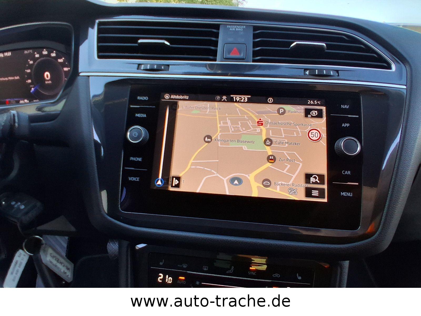 Volkswagen Tiguan  Life AHK Navi 7 Sitze GRA LED DAB Navi