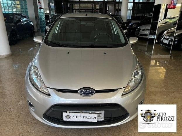 Ford FORD FIESTA 1.4 Tdi TITANIUM del 2013 140000KM