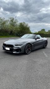 BMW Z4 M40i Vollausstattung frozen grey