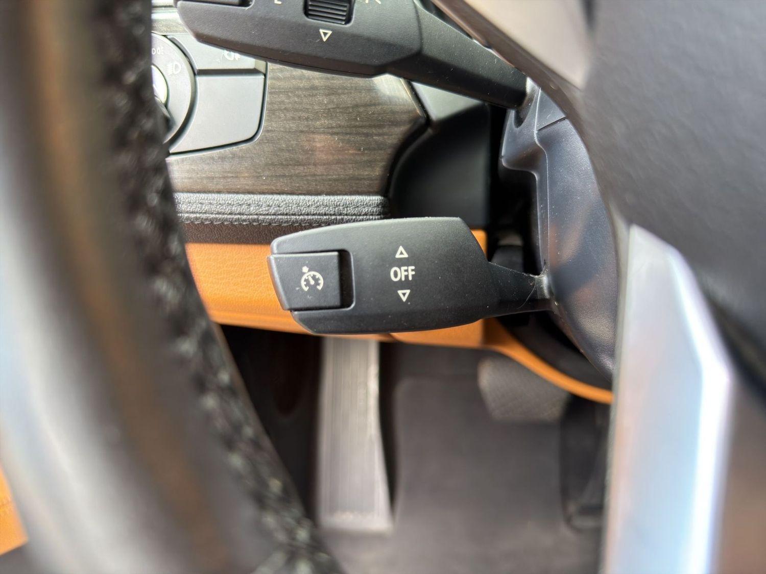 BMW Z4 SDRIVE20I 184ch - BVA 8 - CUIR - NAVIGATION PROFESSIONAL - XÉNON - SIÈGES CHAUFFANTS - CLIM AUTO