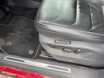 Volkswagen Tiguan Allspace - 11
