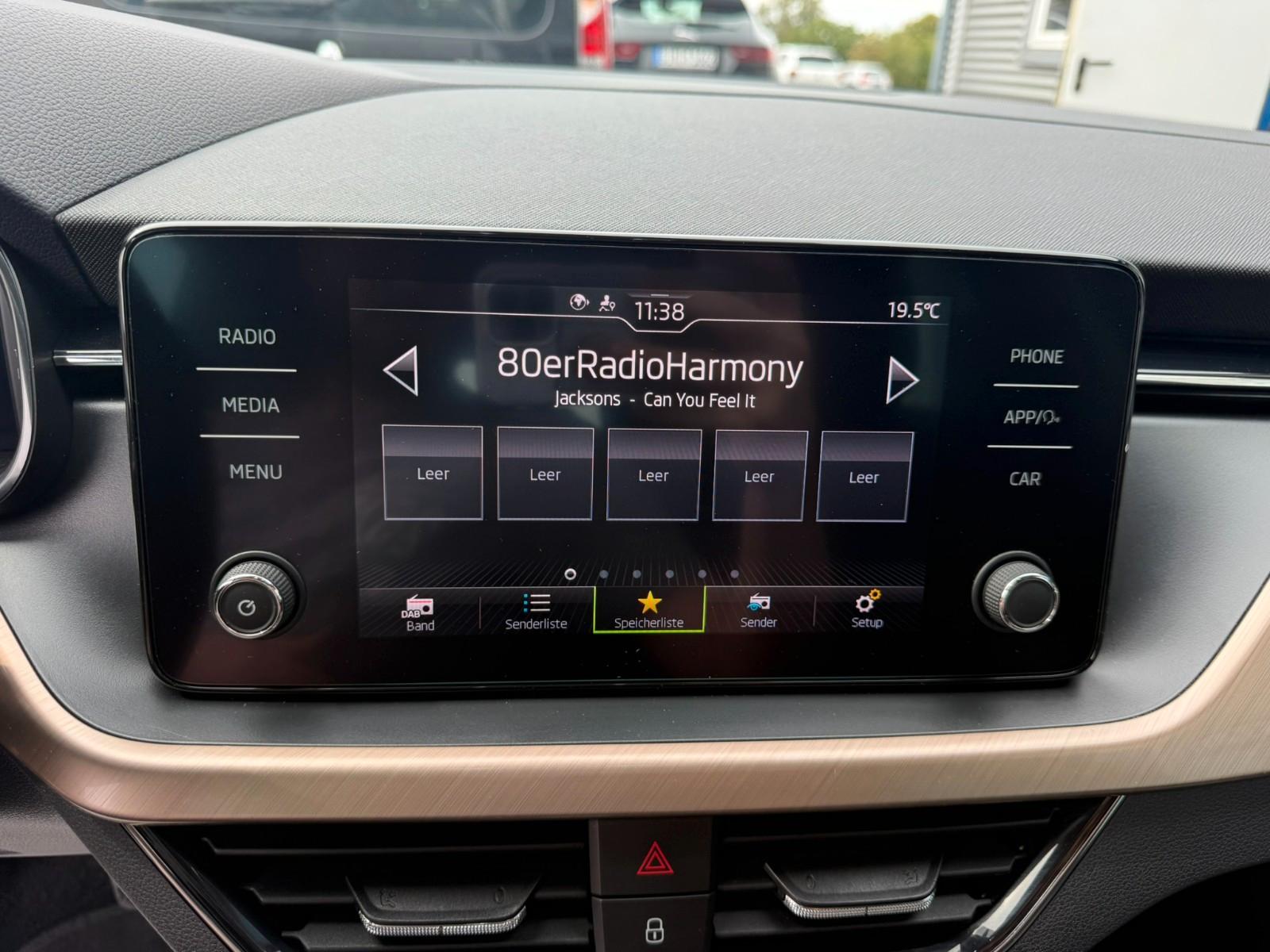Skoda Kamiq Style VIRTUAL KLIMA ALU PDC KAMERA AHK FSE, миниатюра 15