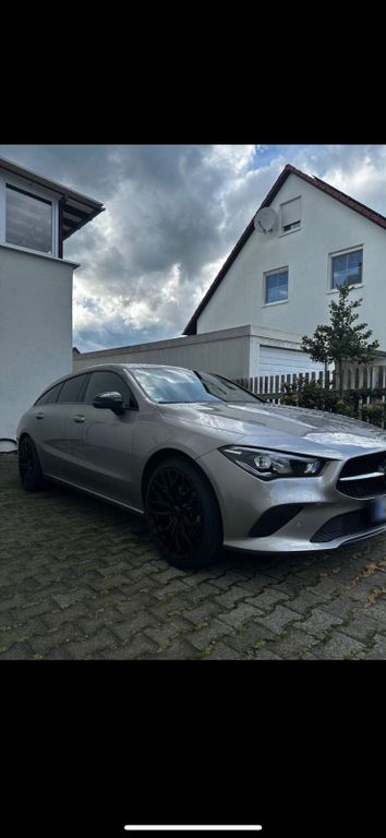 Image of Mercedes-Benz CLA 200 Shooting Brake