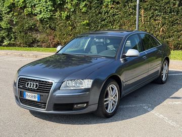 Audi A8 - 3