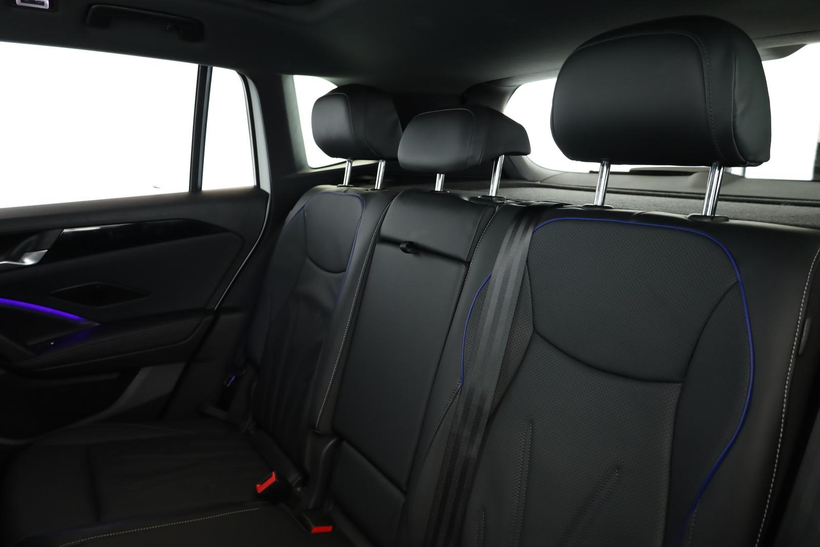 Volkswagen Tiguan 2.0 TDI 4M DSG R-Line Leder Pano Navi 360