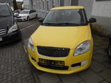 Skoda Fabia Spo/Renn- und Promofahrz. SKODA/D/2684km - Skoda mit Benzin-Antrieb: Coupé