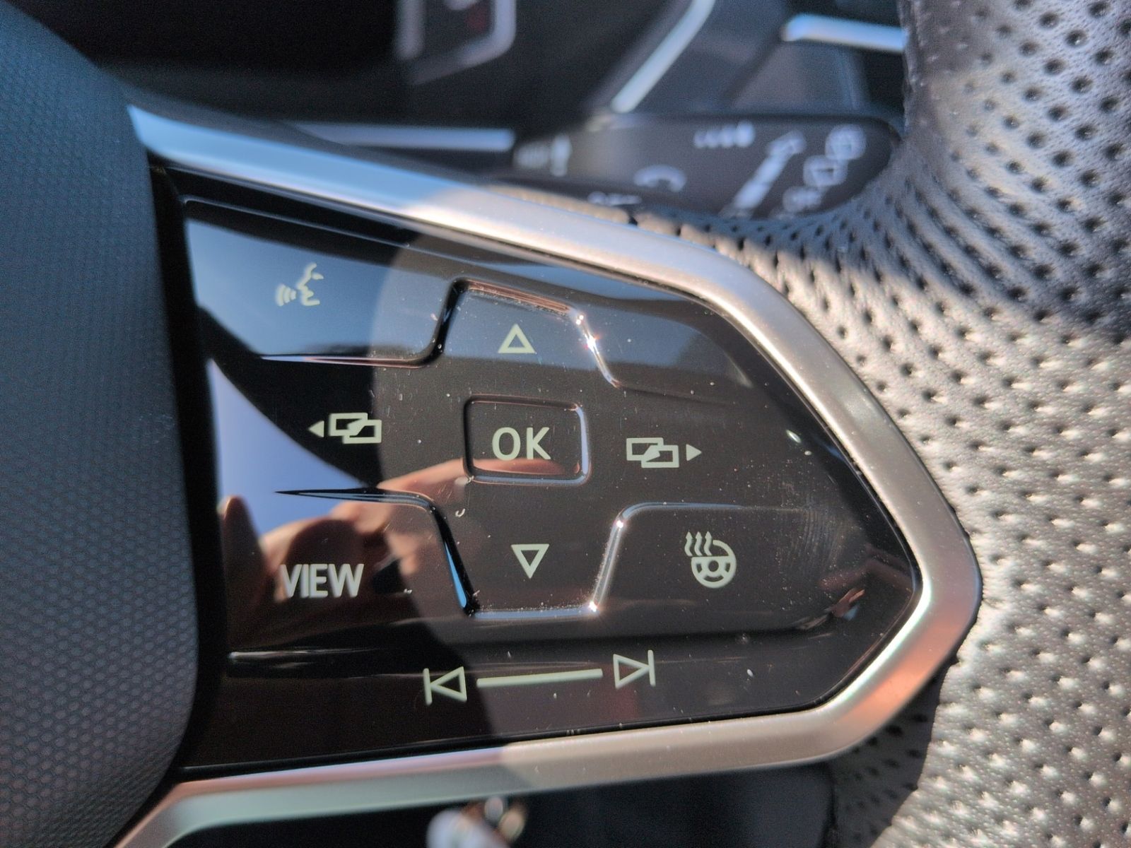 Tiguan 1.5 TSI DSG R-Line KAMERA+MATRIX+NAVI
