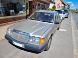 Mercedes-Benz 300TD*W124*Klimaautomatik*Leder*TÜV*H-Kennz*TOP! - Mercedes-Benz aus 1987 mit Diesel-Antrieb