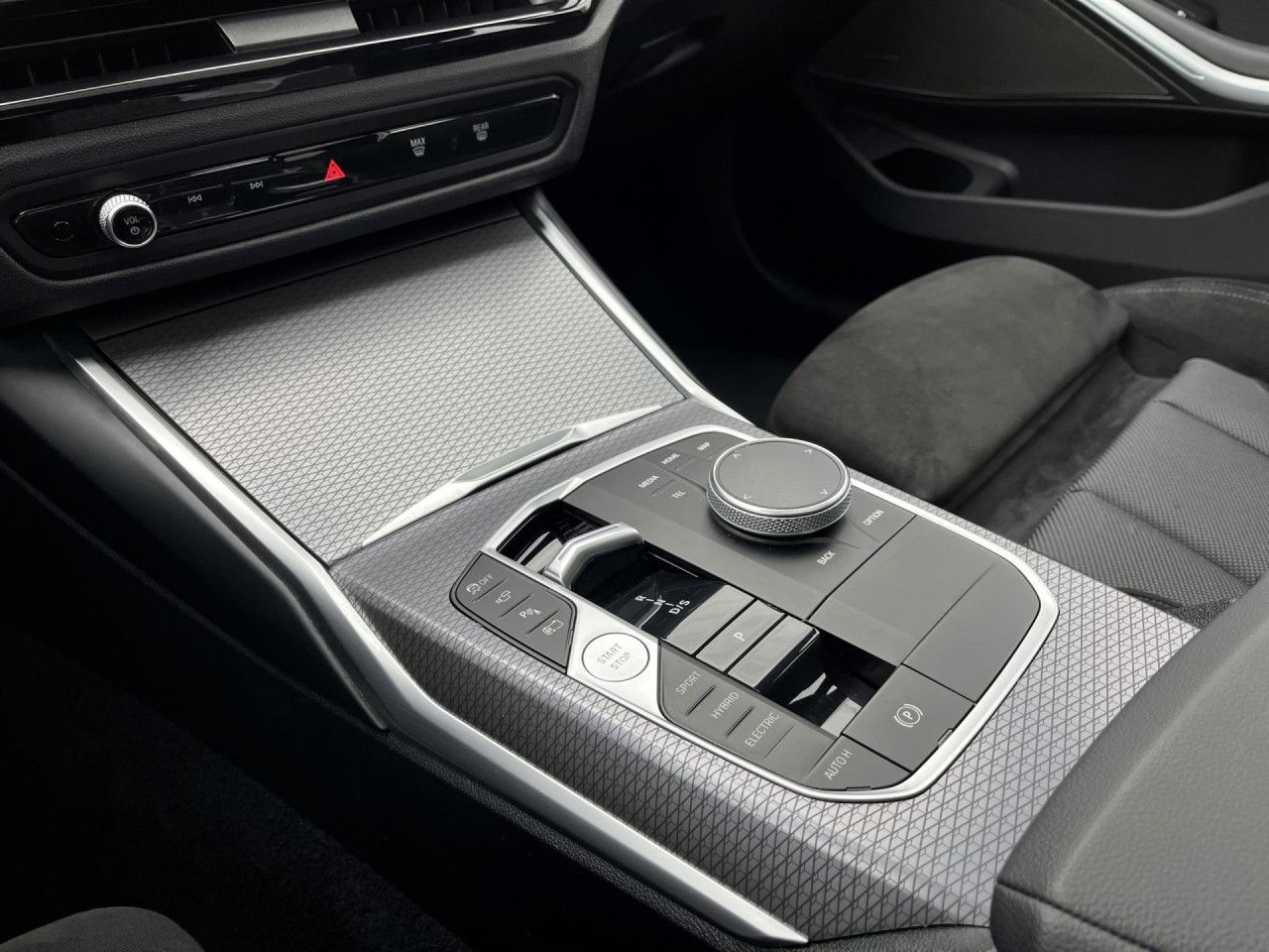 BMW 330 - Bild 13