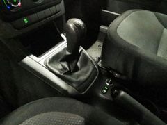 SKODA Yeti Active Plus Edition SHZ PDC 1-Hand