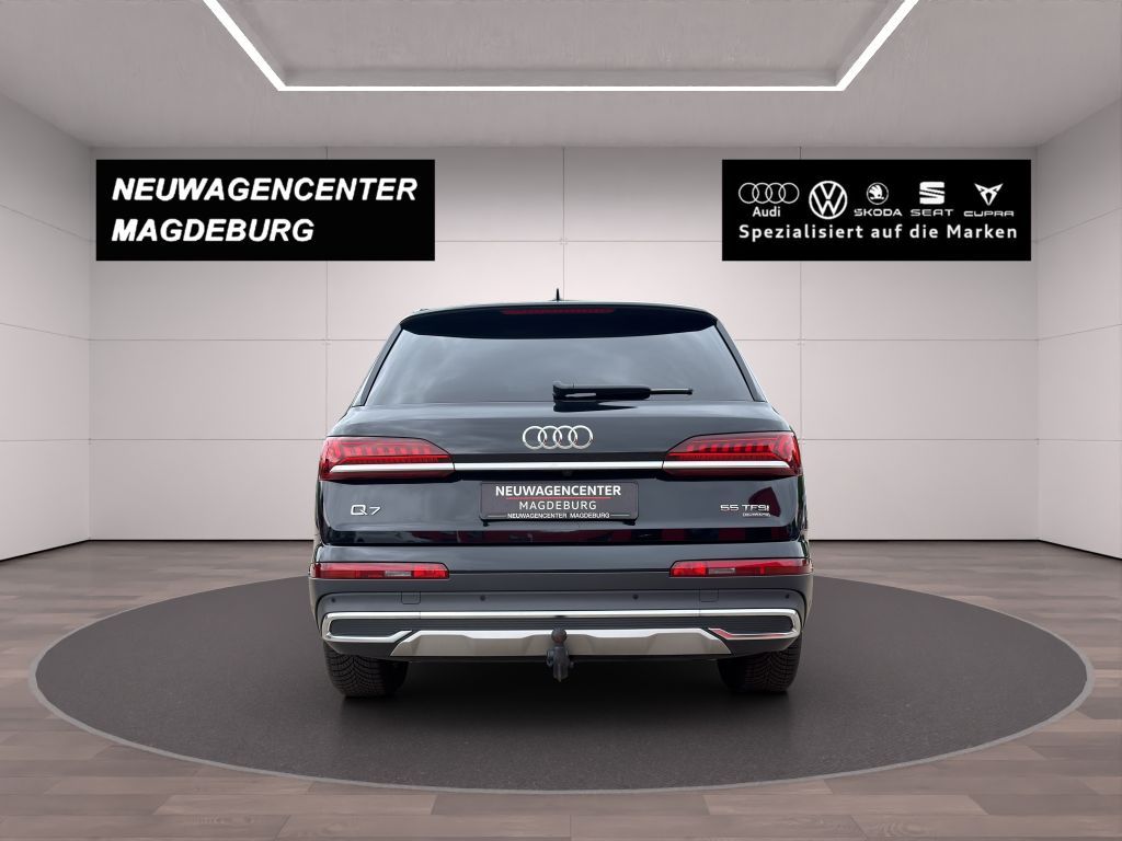 AUDI Q7 2023