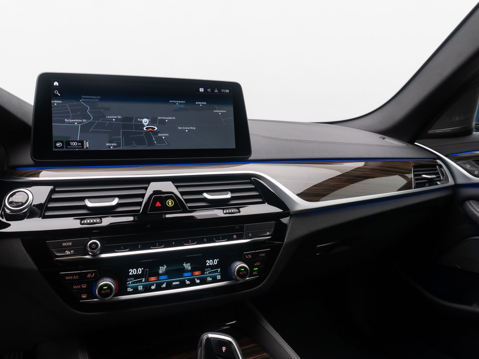 Fahrzeugabbildung BMW 530d LuxuryLine 360&deg;Laser HUD DAB H/K SoftCL AHK