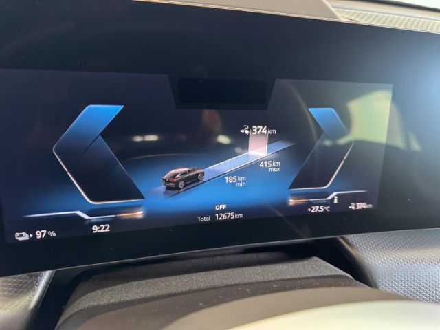 BMW iX2 - Bild 11