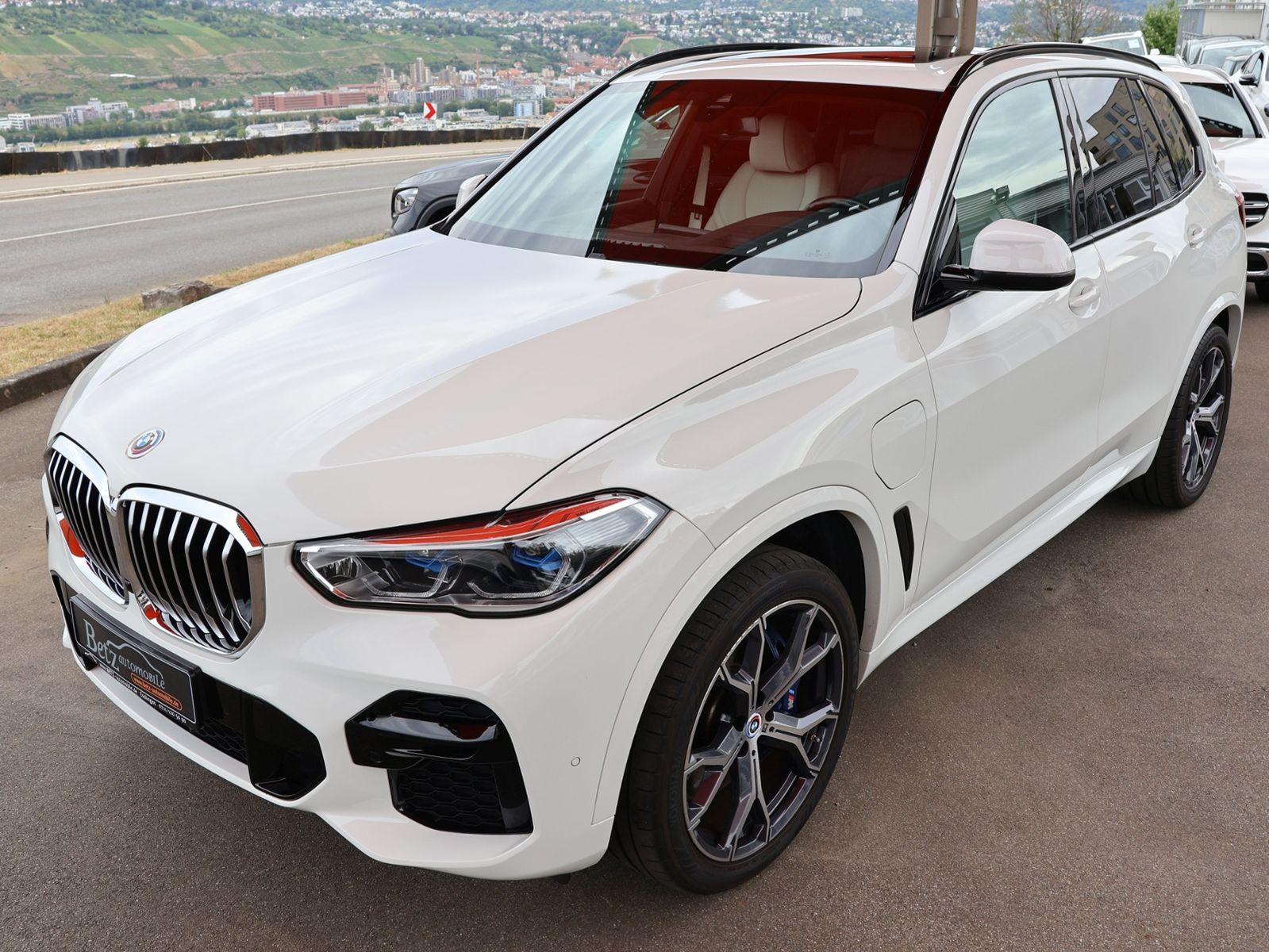 BMW X5 xDrive 45 e M Sport HUD PANO AHK