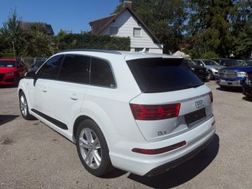 Audi Q7 - 5