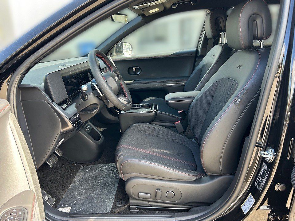 Fahrzeugabbildung Hyundai IONIQ 5 (MY25) 4WD N-LINE NAV+CARPLAY+SHZ+MATRIX