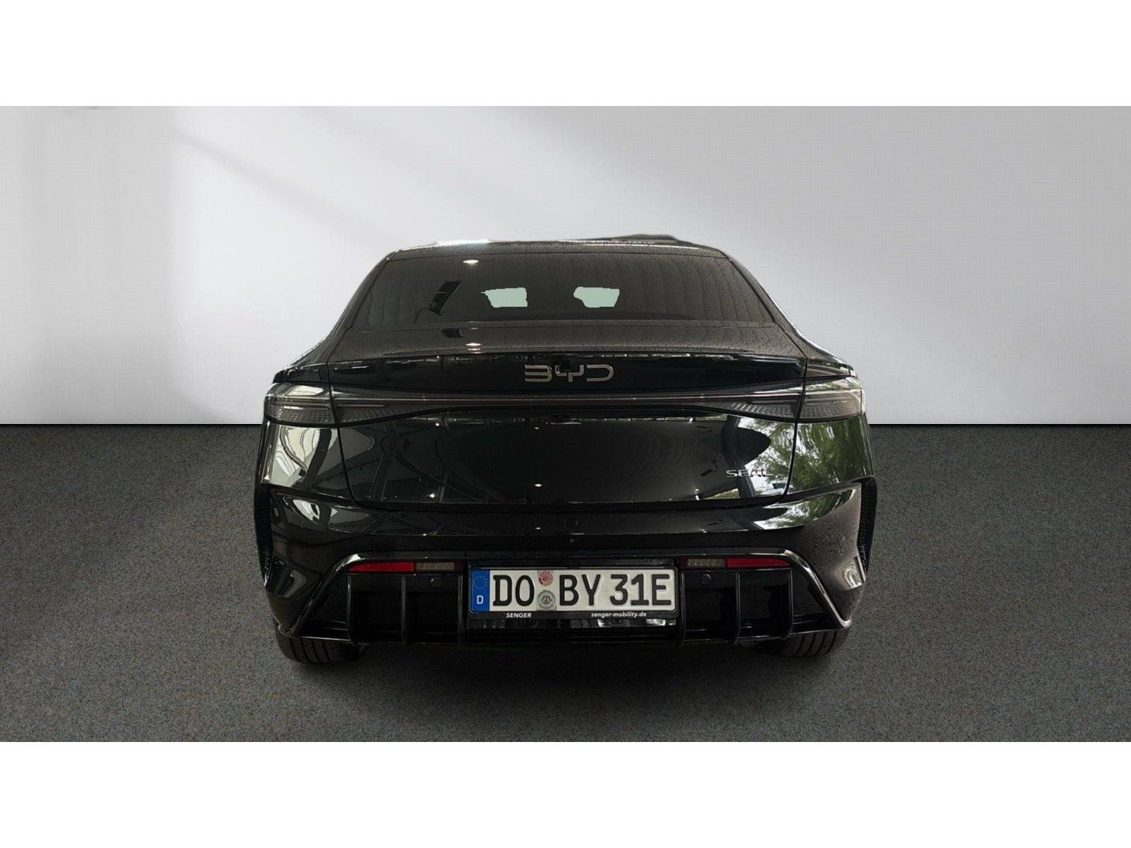 BYD SEAL