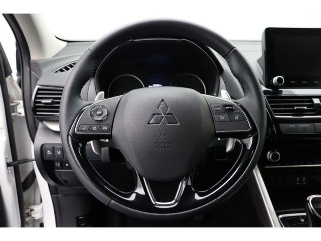 Fahrzeugabbildung Mitsubishi Eclipse Cross 2.4 Basis Hybrid 4WD