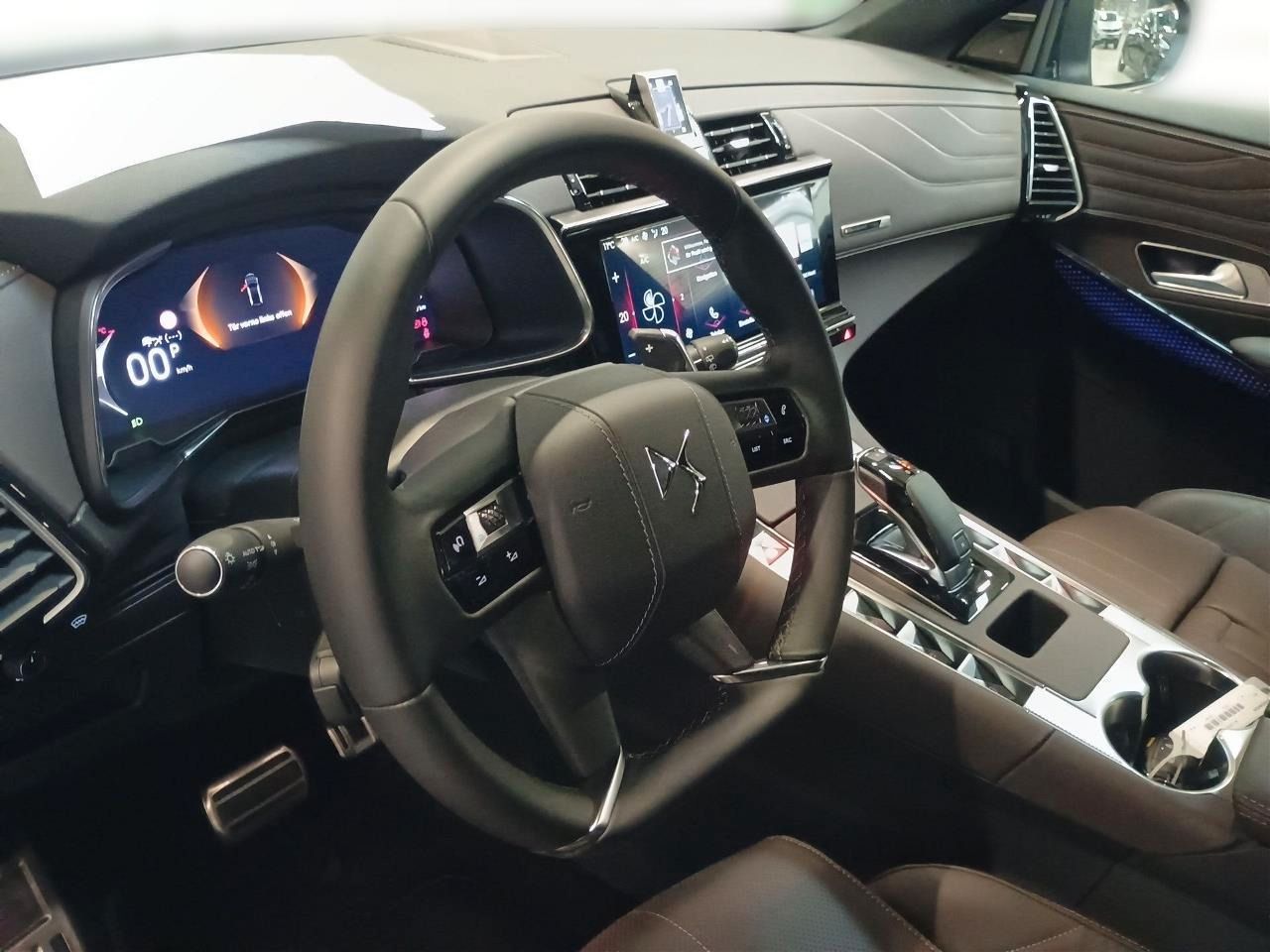 Fahrzeugabbildung DS Automobiles DS7 BlueHDi 130 EAT8 Antoine de Saint Exupéry