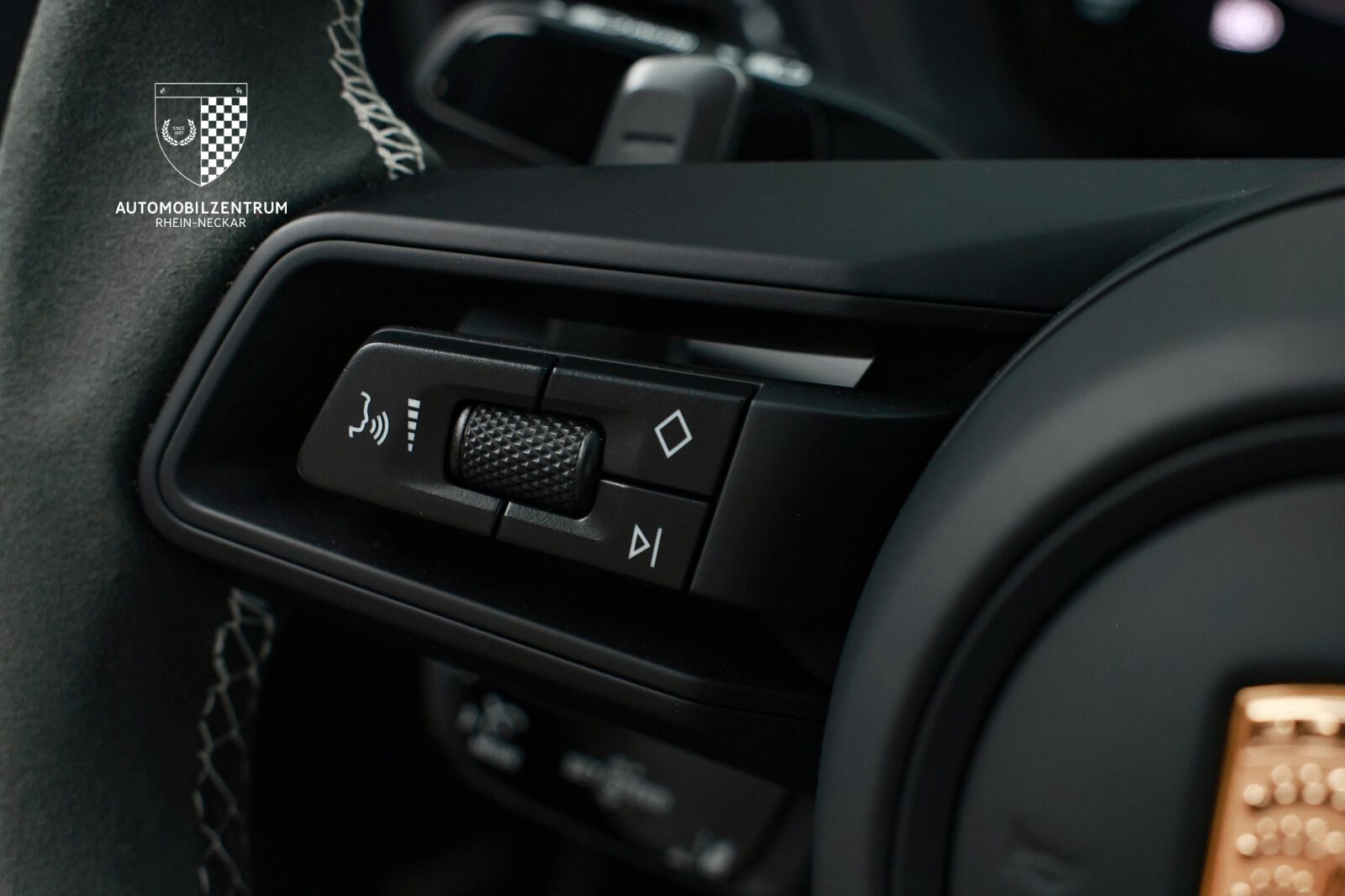 Porsche 992 GT3 MatrixLED/Carbon/Lift/BOSE/Sportausp  foto 23