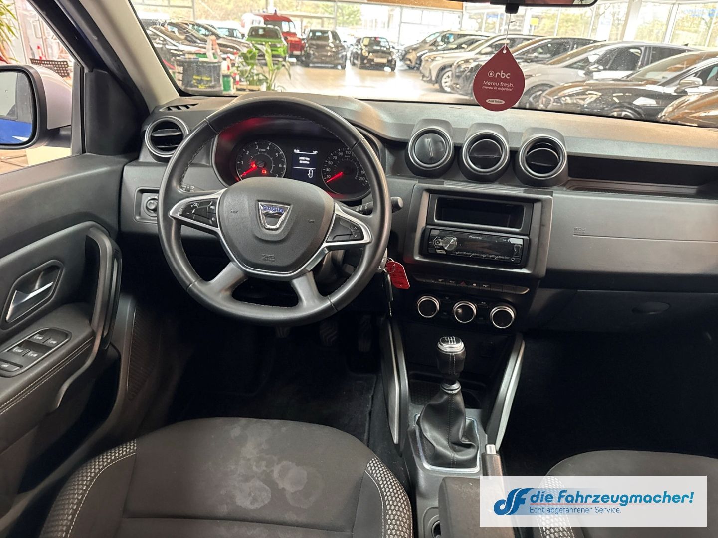 Fahrzeugabbildung Dacia Duster II Comfort Klimaautom DAB PDC *EXPORT