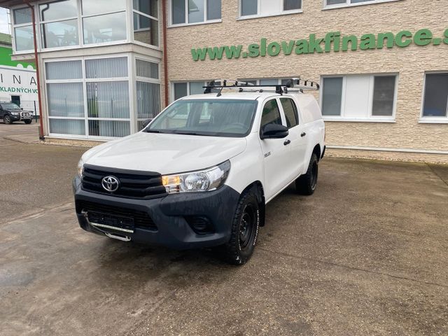 Toyota Hilux 2.4D 4X4 110 Live manual, E6 vin 243