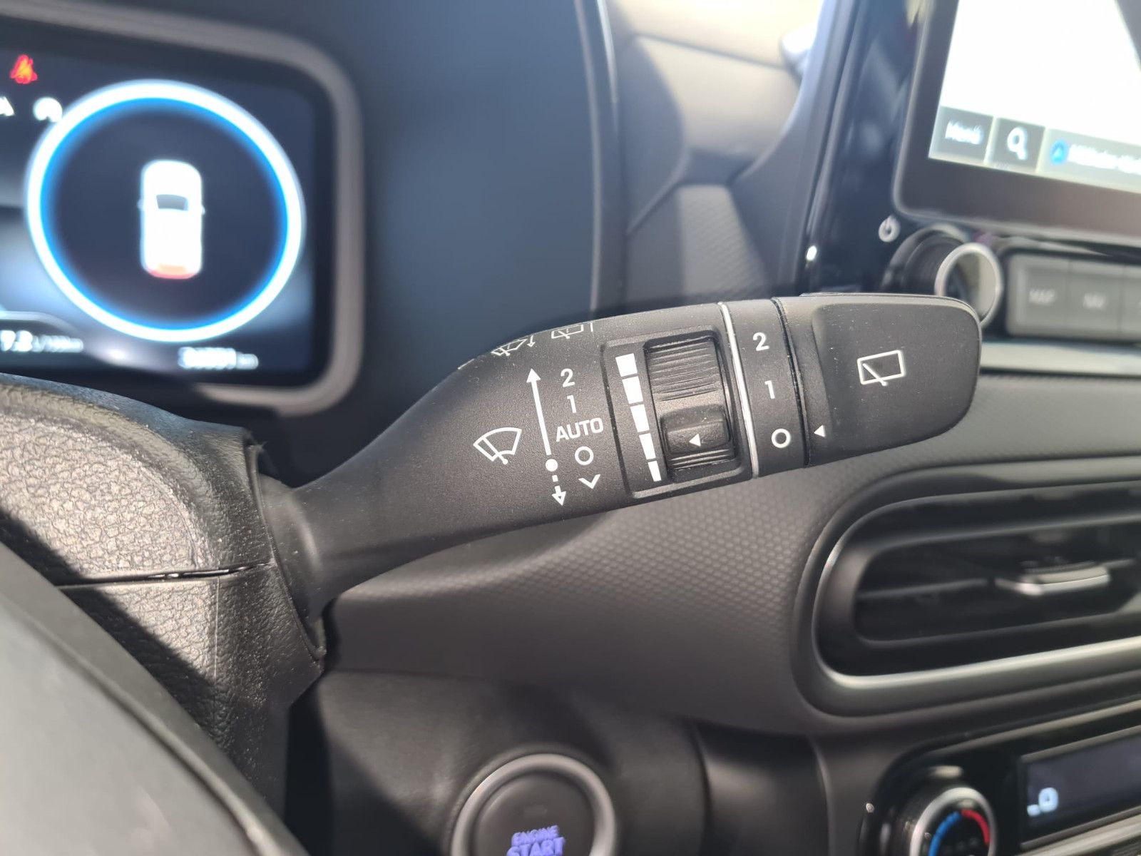 Fahrzeugabbildung Hyundai Kona Prime 2WD / KAMERA / SCHECKHEFT