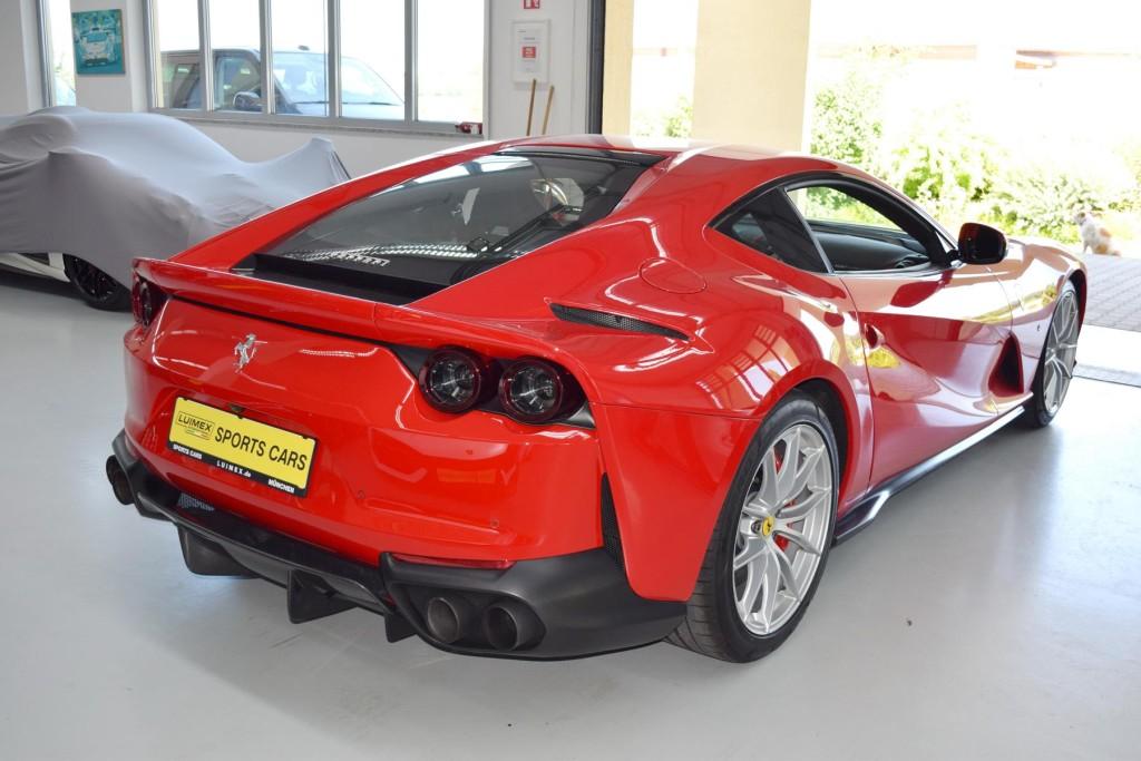 Ferrari 812 SF Lifting AppleCarPlay Sitzheizung LED