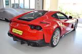 Ferrari 812 SF Lifting AppleCarPlay Sitzheizung LED - rote Ferrari 812