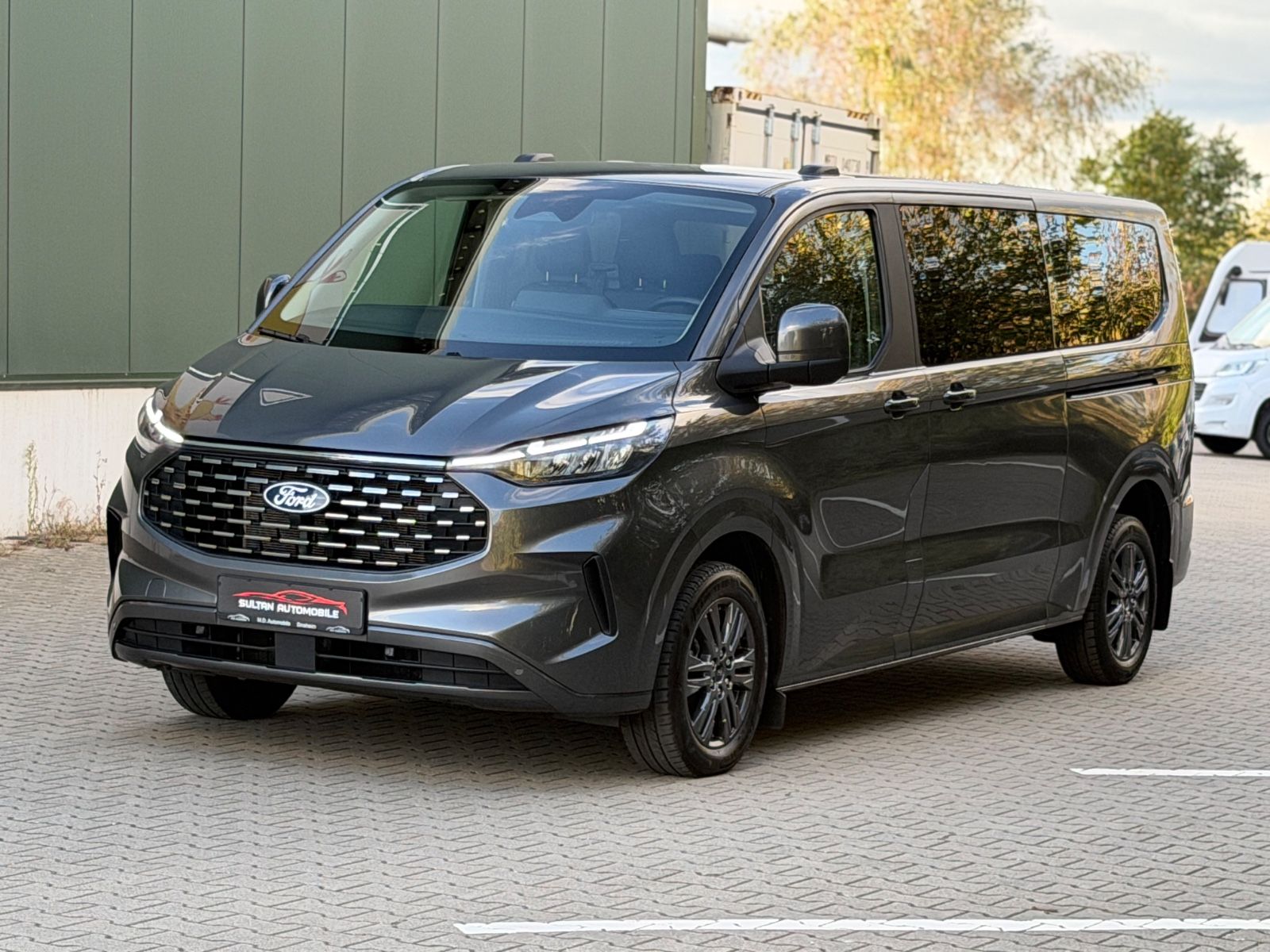 Ford 320 L2 Tourneo Titanium FWD*LED*LEDER*KAM*TOTWi