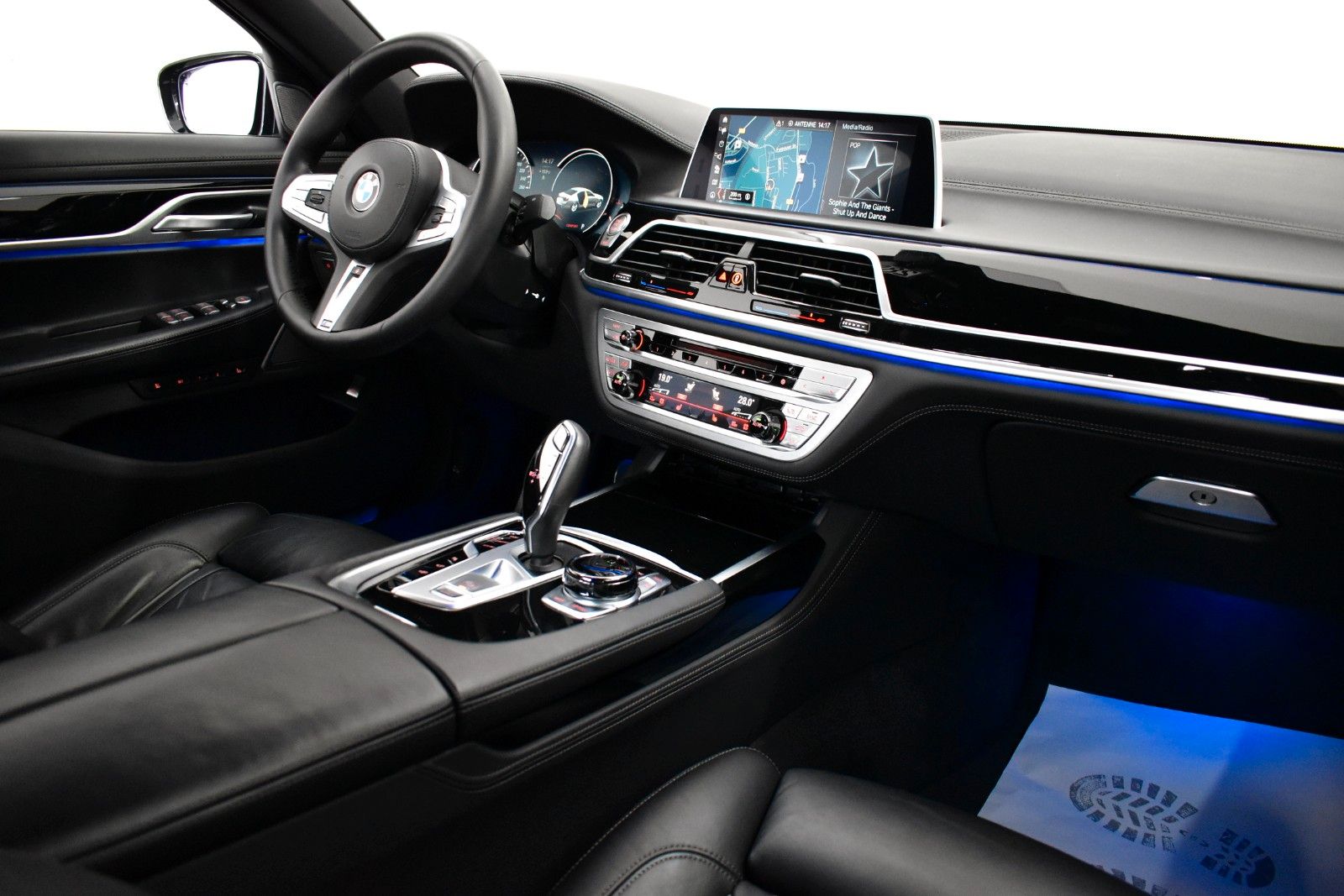 Fahrzeugabbildung BMW 730d xDrive M Sport,Laser,Kamera,HUD,ACC,AHK,+WR