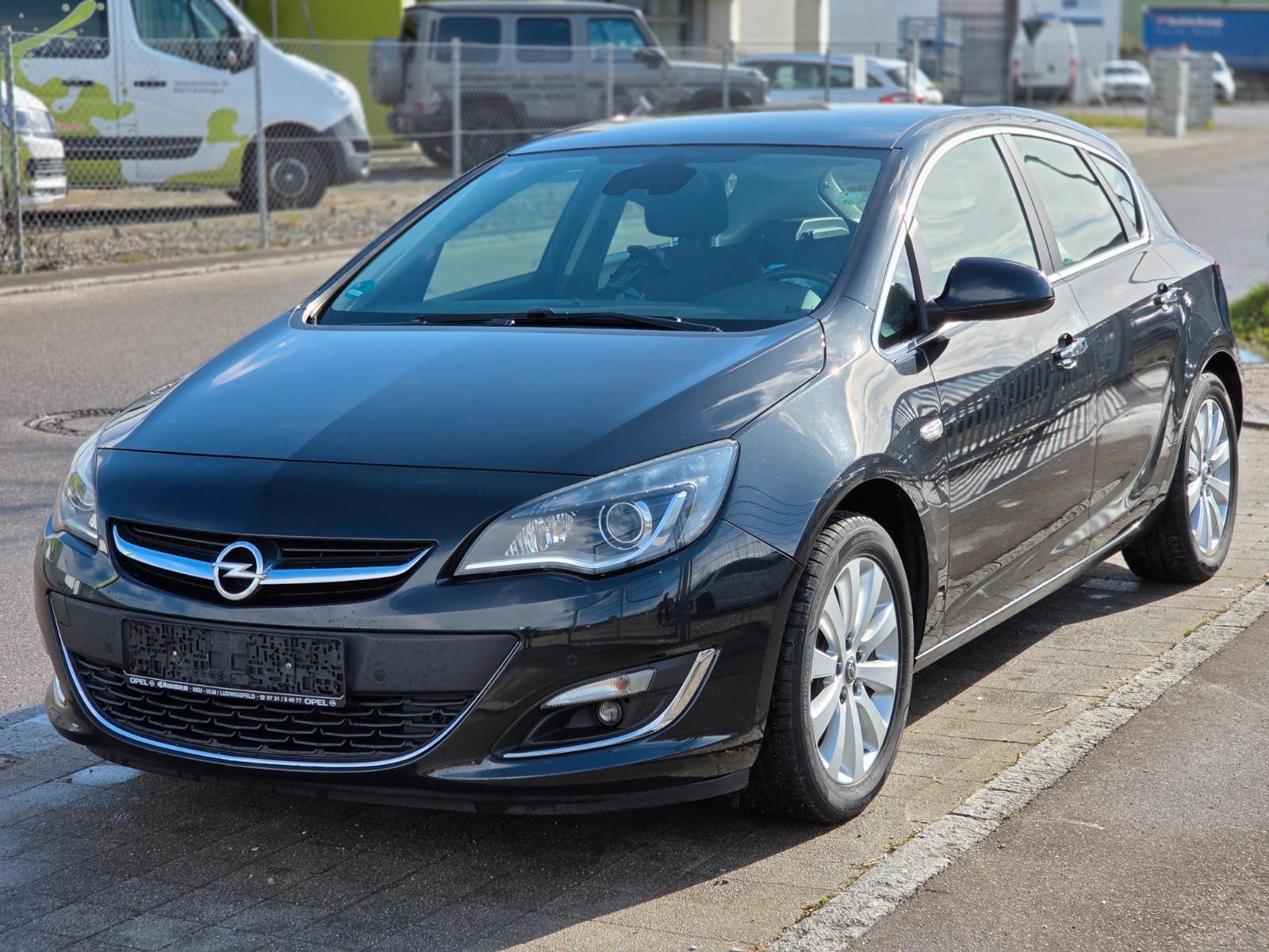 Opel Astra J Lim. 5-trg. Innovation