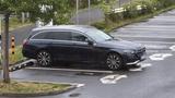 Mercedes-Benz E 300de 4M Mbeam 360Kam Garantie 08-26 - Mercedes-Benz in Leverkusen: 3.0