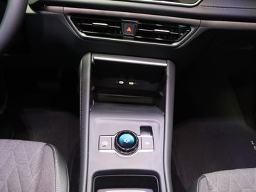 Fahrzeugverkauf 19 Volkswagen Tayron 1.5 eTSI 110 kW Life 7-Sitze AHK